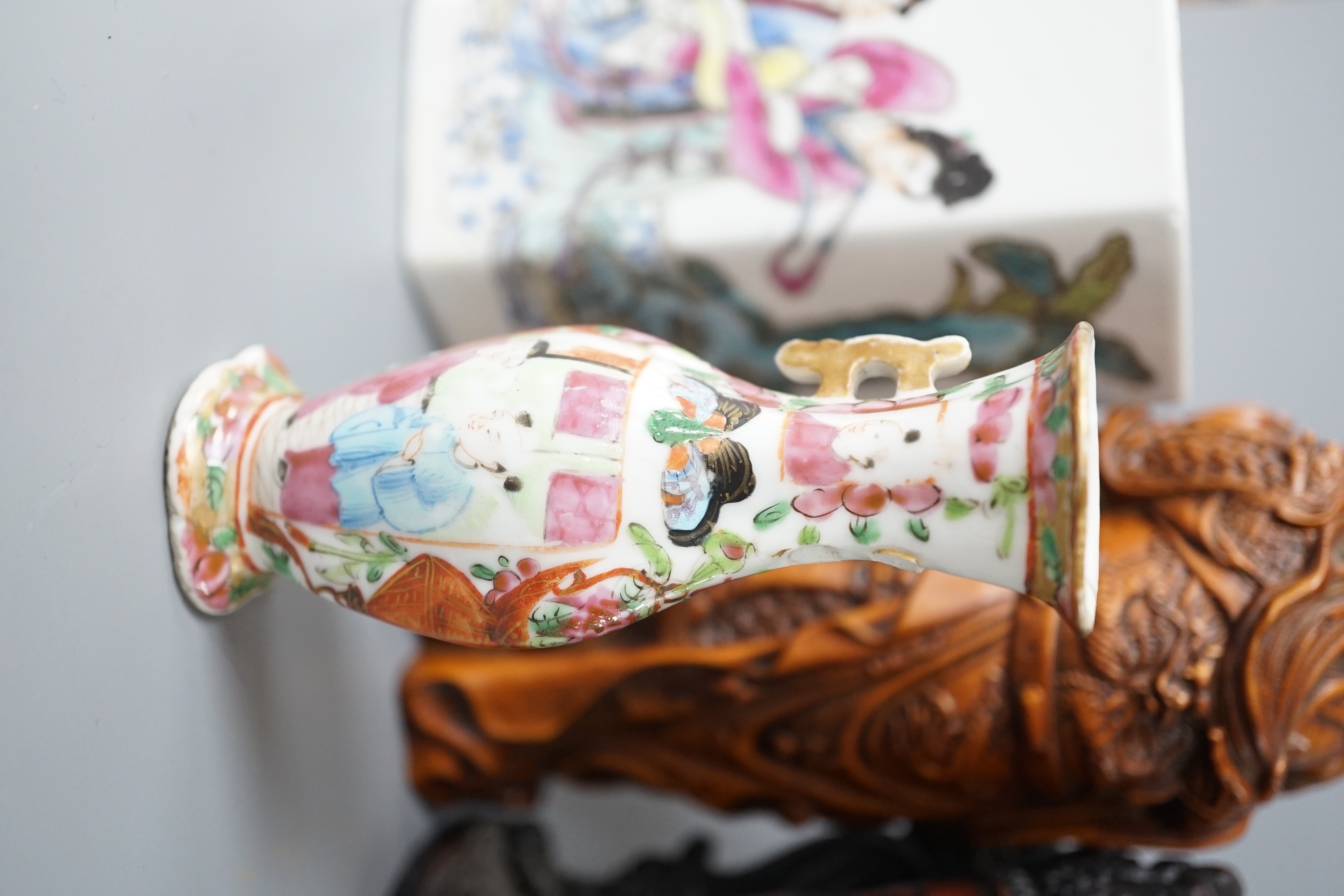 A Chinese famille rose brush pot together with other various oriental ceramics and figures (12)